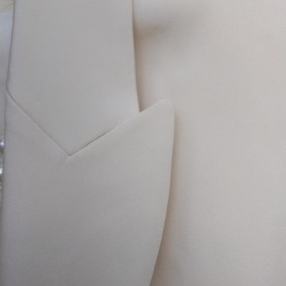 NWOT Ann Taylor 100% silk wrap ivory blazer, soft luxury, beautiful, size 14P - Picture 4 of 12